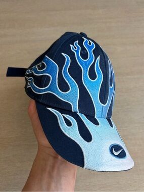 Nike Flame Hat